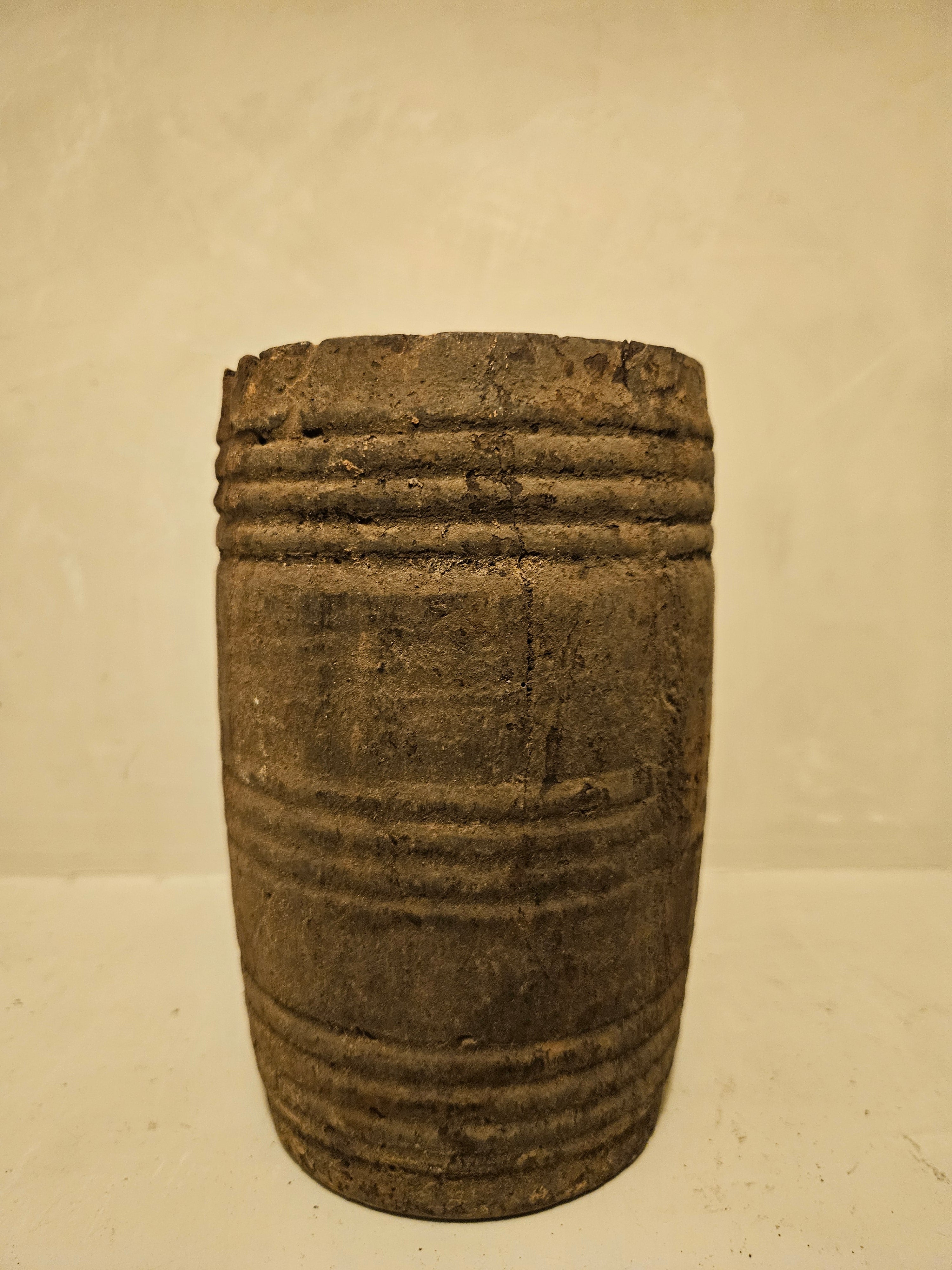 Landelijk houten pot