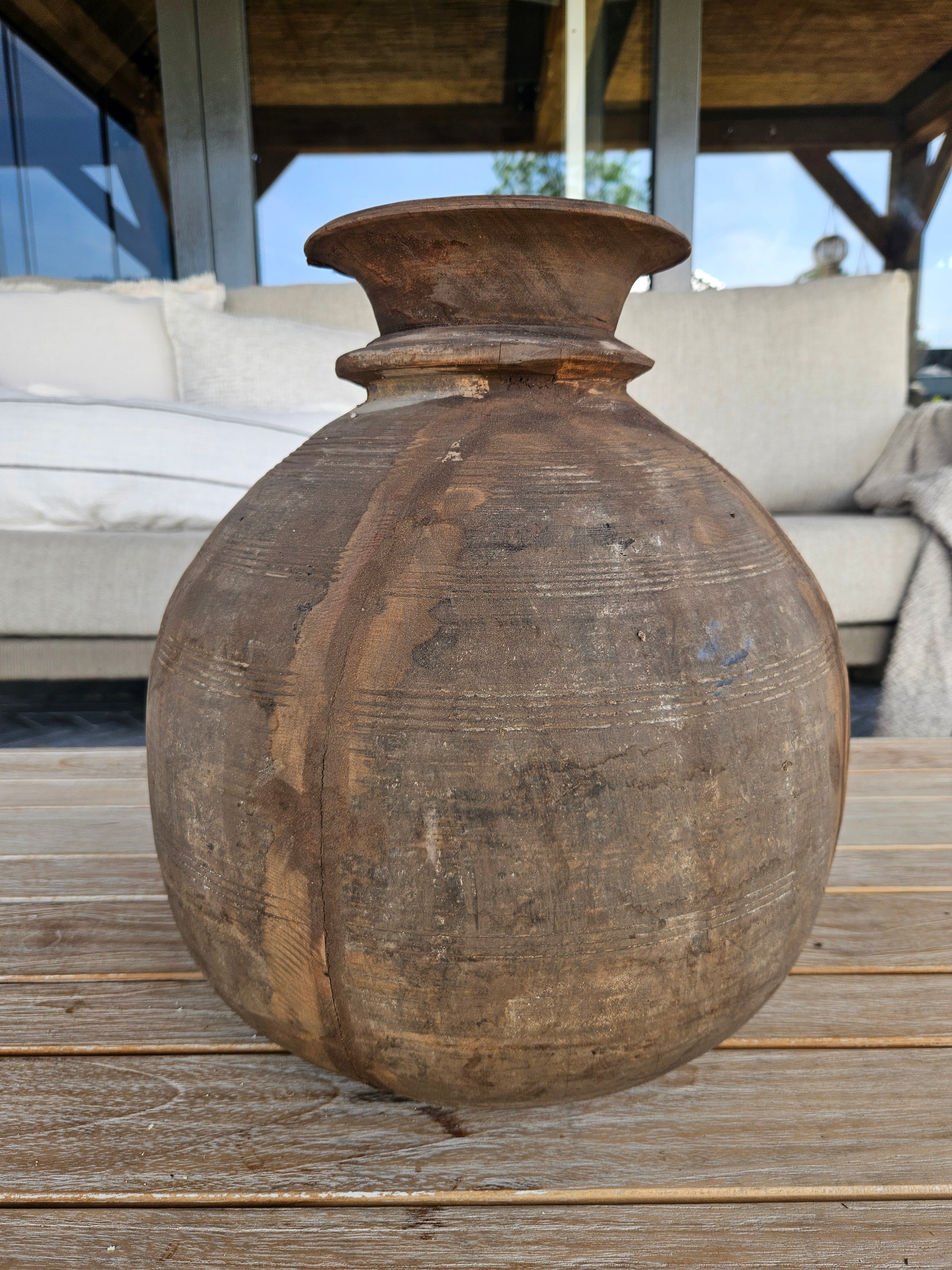 Nepalese houten kruik