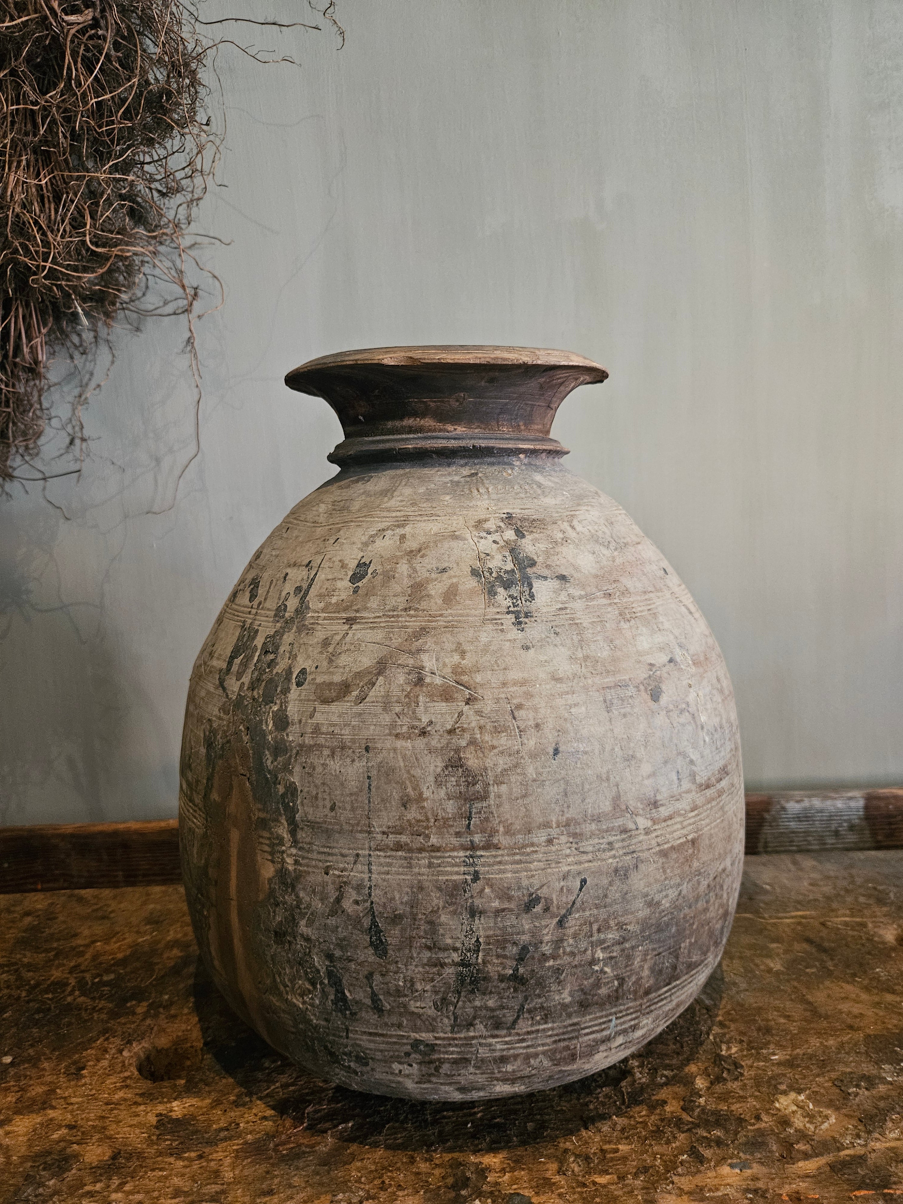 Houten Nepalese kruik