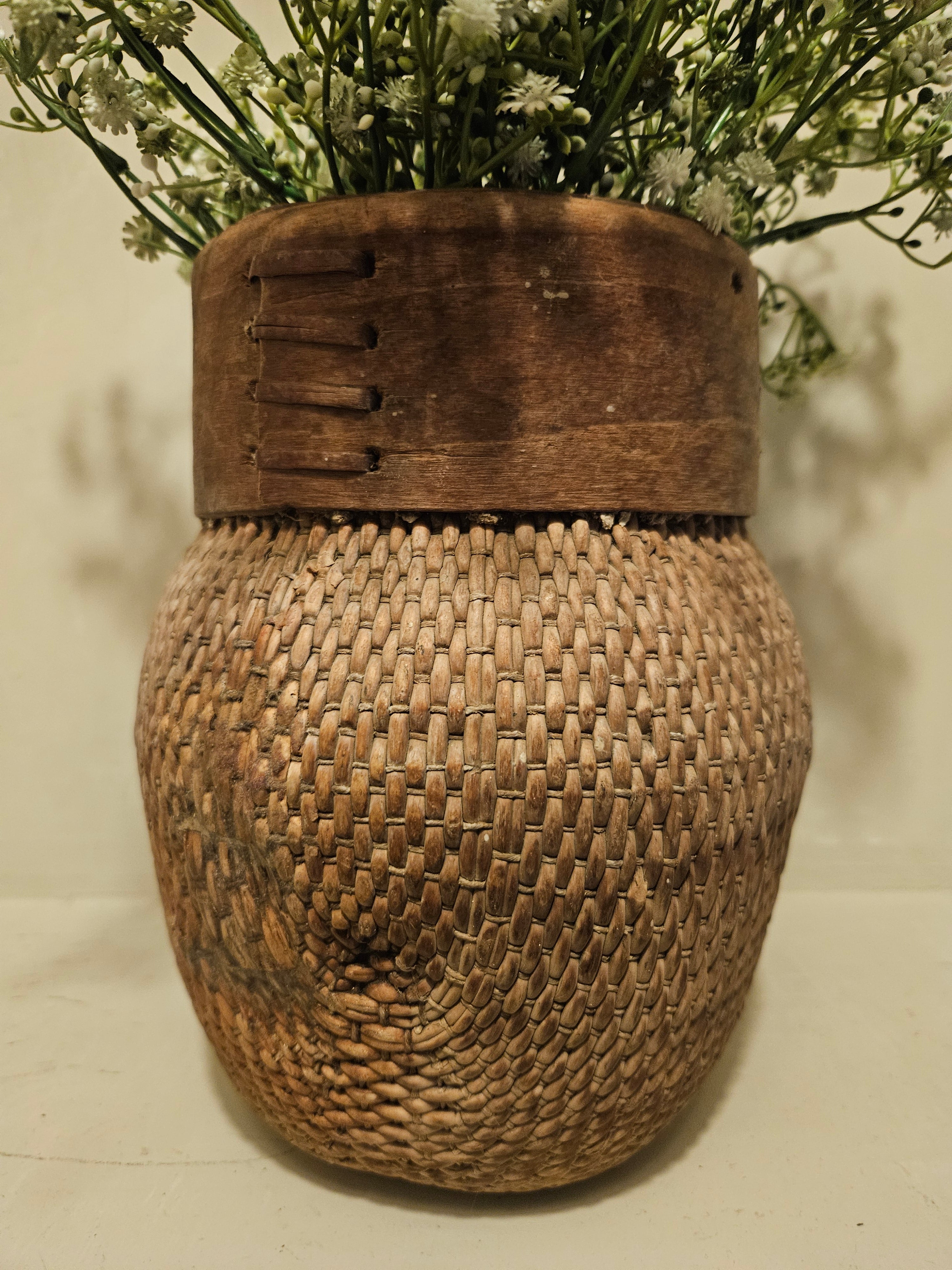 Rattan voorraadmand