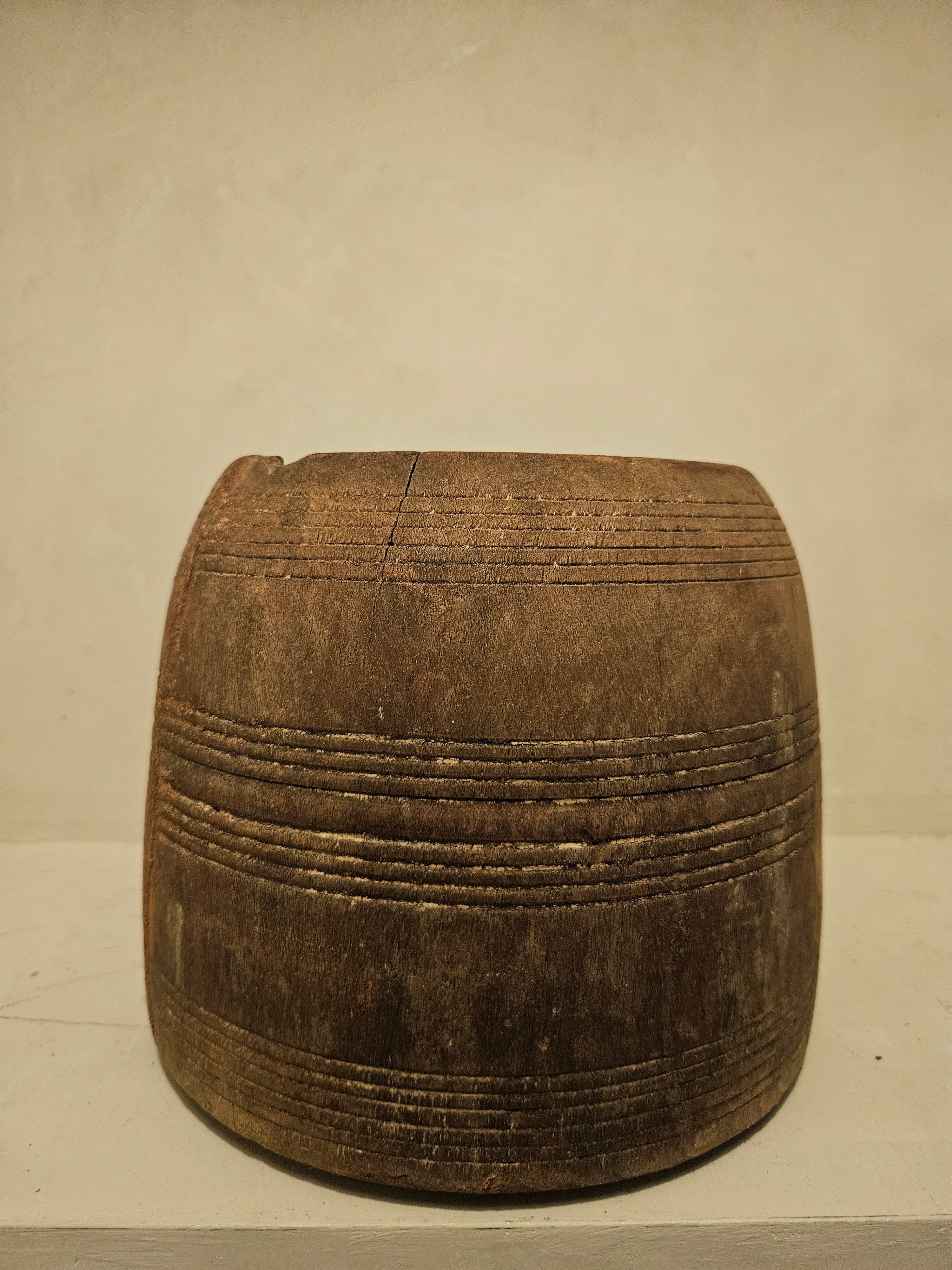 Authentiek houten pot