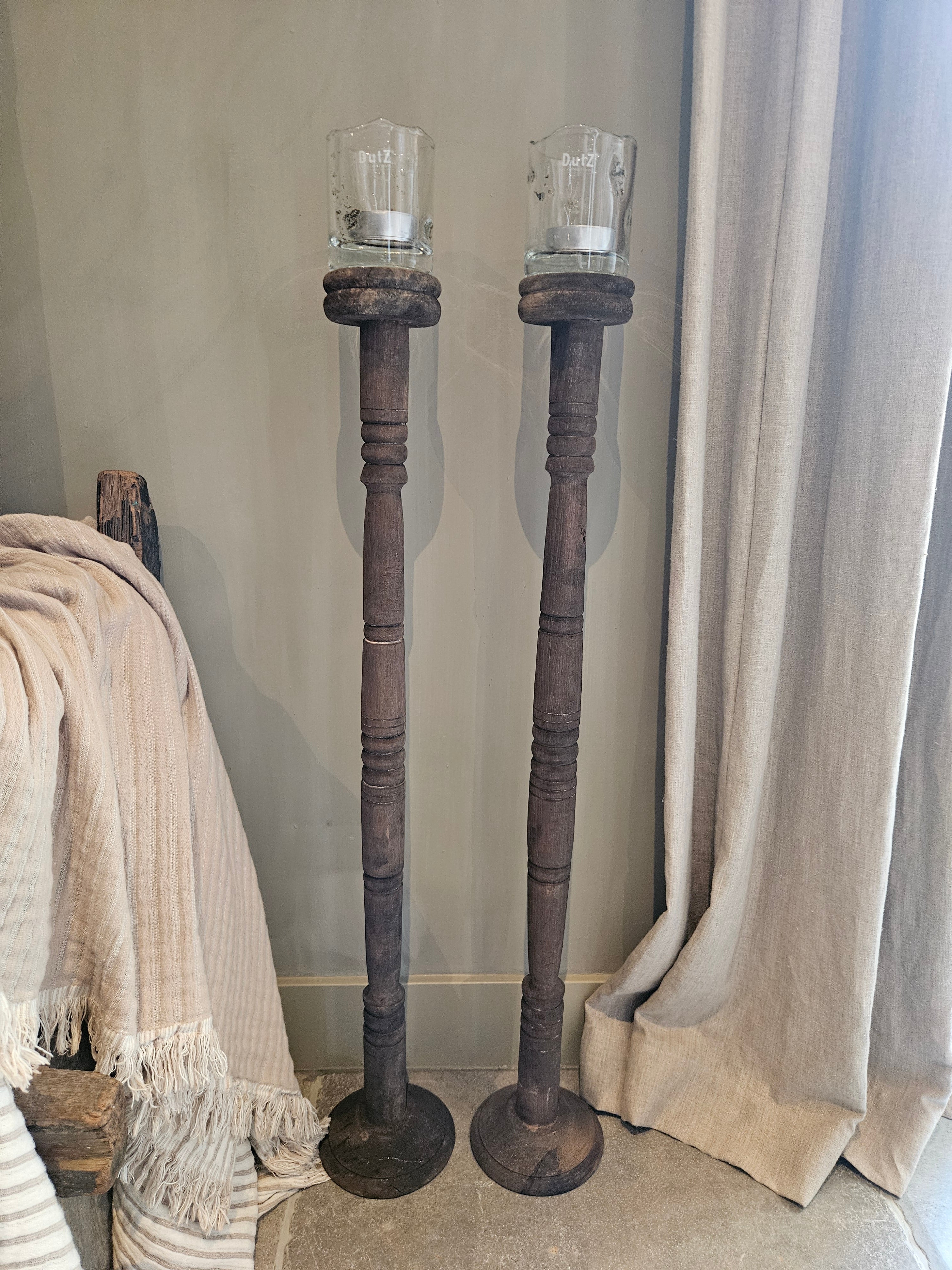 Houten vloerkandelaar 90 cm