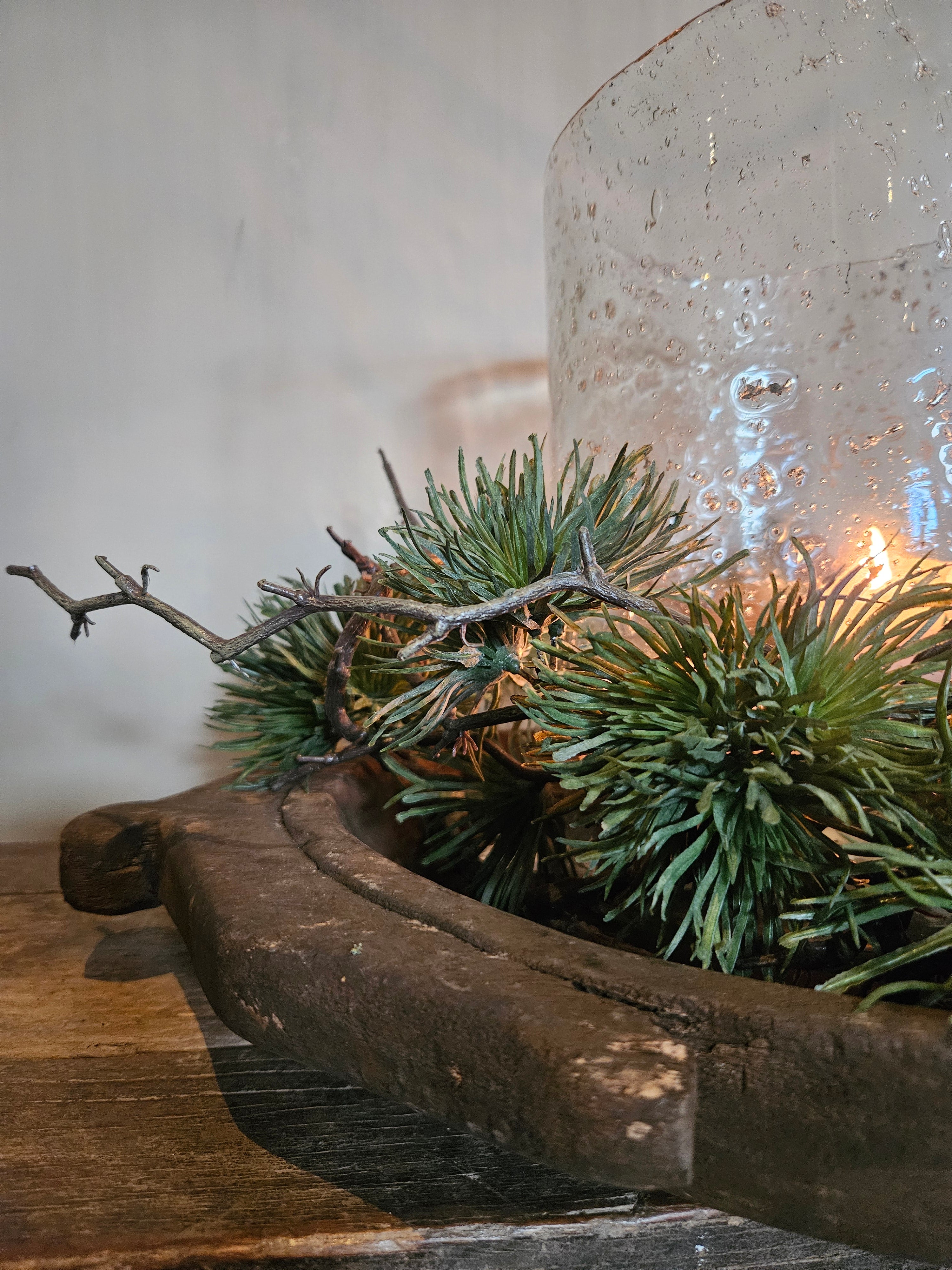 Houten schaal met handvat